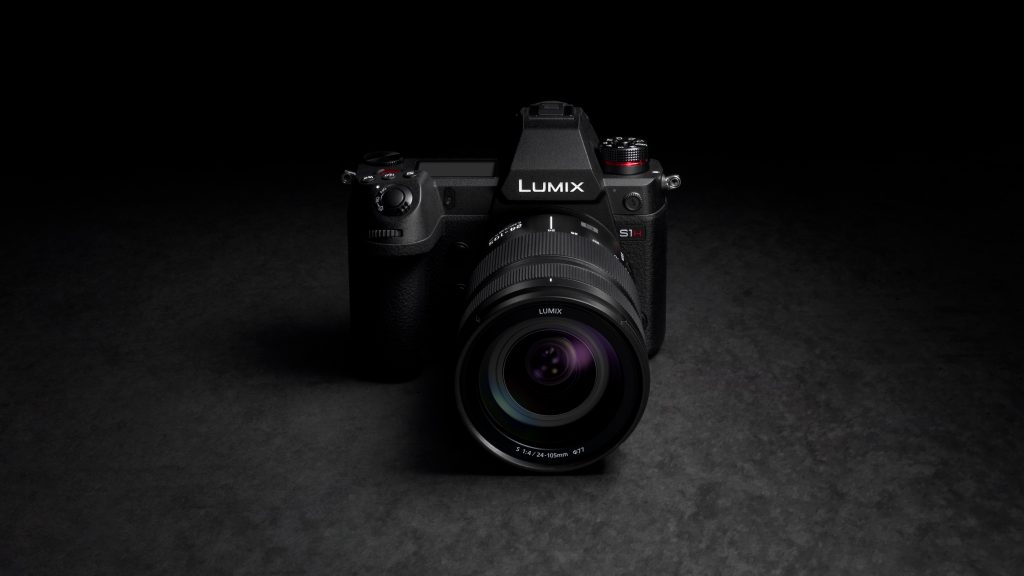 Die videooptimierte LUMIX S1H ist von Panasonic für für Juli angekündigt.