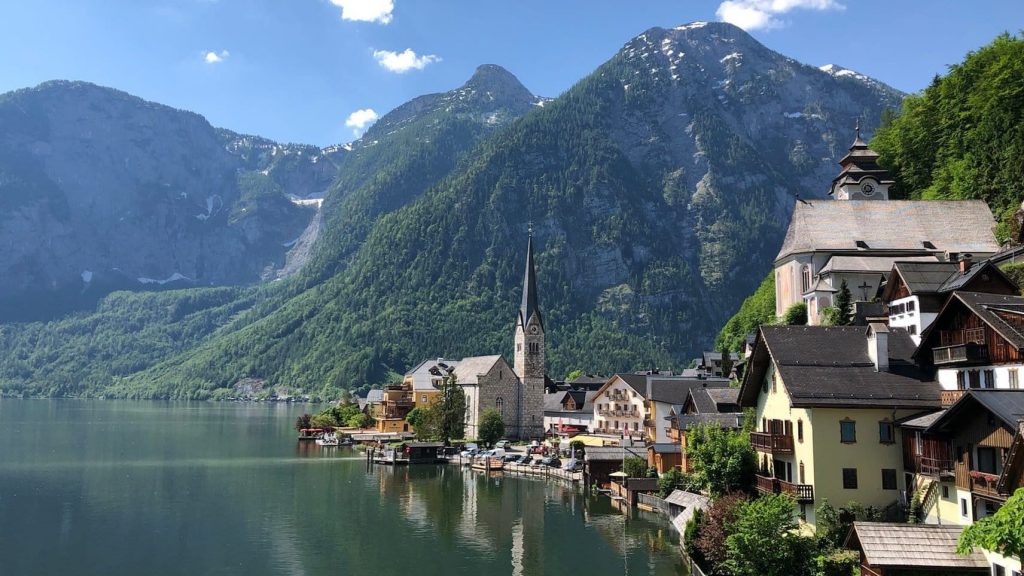 2020 von Österreichern und Österreicherinnen gerne besucht und am meisten fotografiert: Der Hallstätter See. (c) Journi