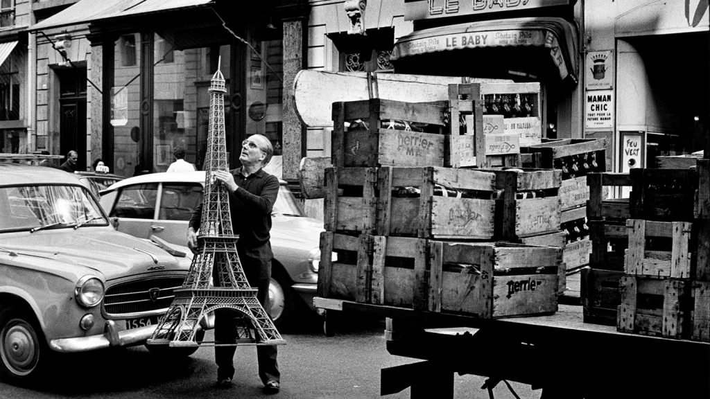 Paris, 1966 (c) Elliott Erwitt / Magnum Photos, courtesy OstLicht. Galerie für Fotografie