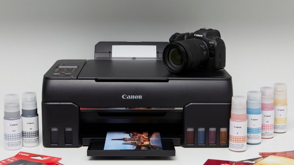 Im Unterschied zum PIXMA G550 kann der hier abgebildete PIXMA G650 nicht nur Fotos drucken (auch kabellos), sondern auch scannen und kopieren. (c) Canon