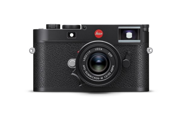 Firmware Update Version 1.6 für Leica M11 schaltet Bluetooth Konnektivität und Geotagging mit der Leica FOTOS App frei. (c) Leica
