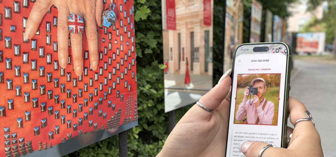 Ab sofort bietet eine Smartphone-App viel zusätzliche Infos zum Fotofestival La Gacilly-Baden Photo in Baden bei Wien. (c) Edition Lammerhuber / Festival La Gacilly-Baden Photo