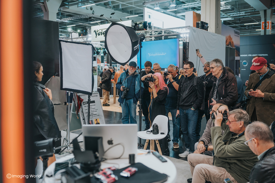 Das Konzept bestehend aus klassischer Messeausstellung gepaart mit einem umfangreichen Workshop- und Seminar-Programm bleibt auch in Köln bestehen. (c) Imaging World / Koelnmesse